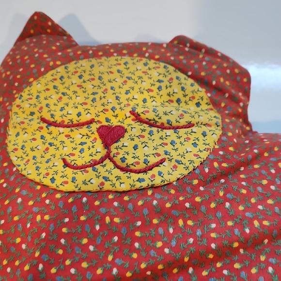 Handmade Red and Yellow Cat Accent Pillow - Floral Patchwork - Picture 3 of 5